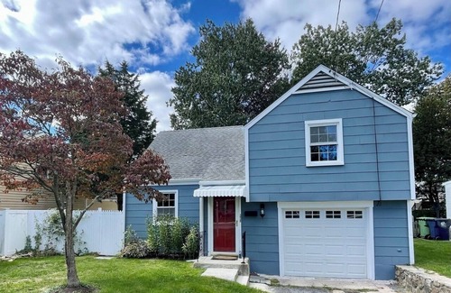 Darien House | Darien Home