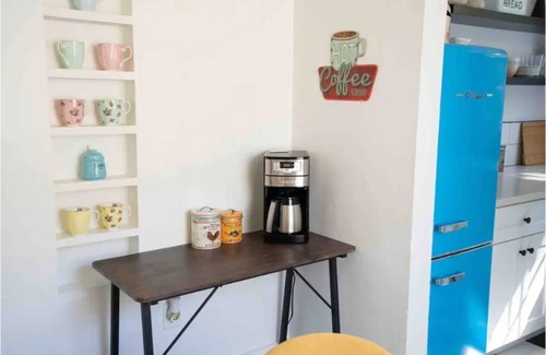 Paso Robles House | Darling Paso Cottage 2blks DT/2 King Bds/Firept/