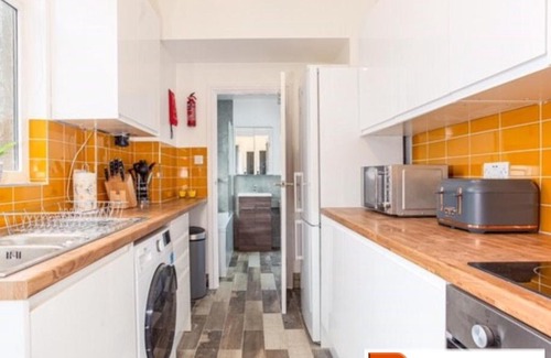 North Wheatley House | Darwin House -Gainsborough Luxury Contractor Home From Home & Family Getaway