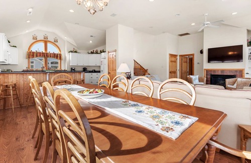 Buck Island House | Daydream Believer: Private Pool | Cabana Service