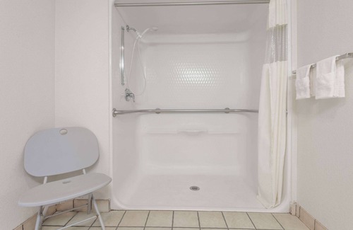 Amarillo Hotel | Days Inn by Wyndham Amarillo - Medical Center