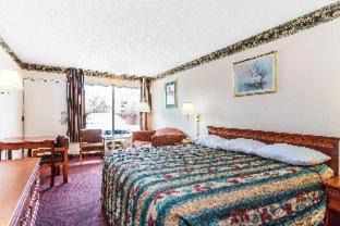 Ashland Hotel | Days Inn by Wyndham Ashland