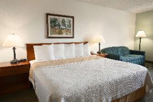 Coeur d'Alene Hotel | Days Inn by Wyndham Coeur d'Alene