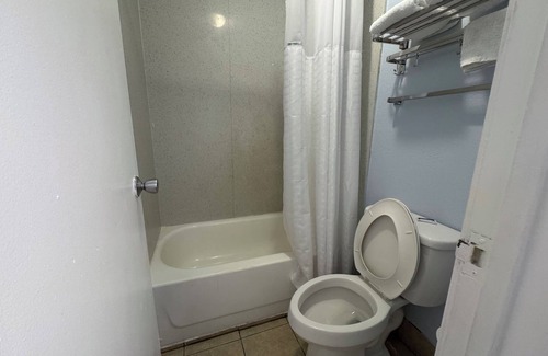 Sugar Creek Hotel | Days Inn by Wyndham Charlotte University