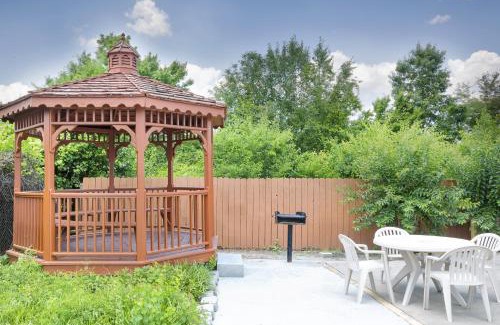 Columbus Hotel | Days Inn by Wyndham Columbus-North Fort Moore