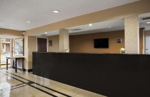 Irving Hotel | Days Inn by Wyndham Dallas Irving