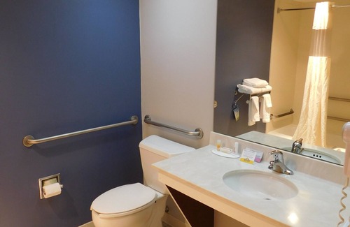 Fargo Hotel | Days Inn by Wyndham Fargo/West Acres