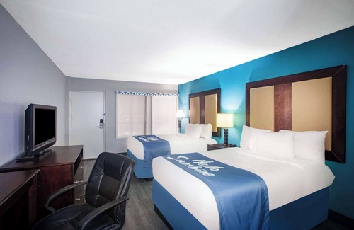 Mobile Hotel | Days Inn by Wyndham Mobile I-65