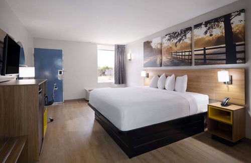 Gunter Afs Hotel | Days Inn by Wyndham Montgomery I-85
