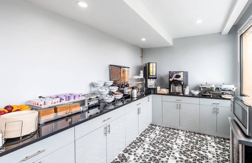 Chinatown Hotel | Days Inn by Wyndham New York Chinatown