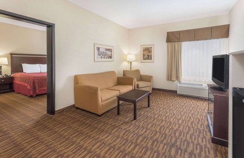 Mobile Hotel | Days Inn by Wyndham Semmes/Mobile