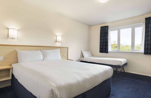 Wonston Hotel | Days Inn by Wyndham Sutton Scotney North