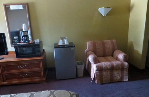 Northwest Colorado Springs Hotel | Days Inn by Wyndham Colorado Springs/Garden of the Gods