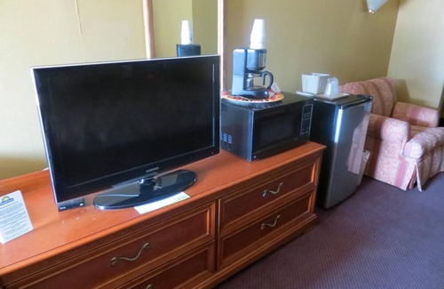Northwest Colorado Springs Hotel | Days Inn by Wyndham Colorado Springs/Garden of the Gods