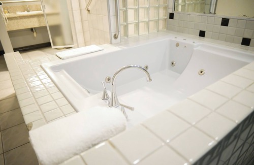 West Covina Hotel | Days Inn by Wyndham West Covina