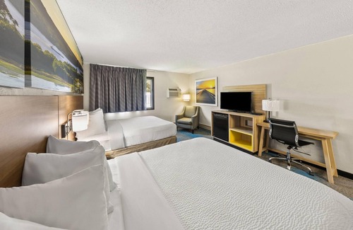 Winona Hotel | Days Inn by Wyndham Winona