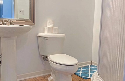 Dayton Apartment | Dayton! 6 Beds, Sleeps 8, 4 Bedrooms + WIFI!