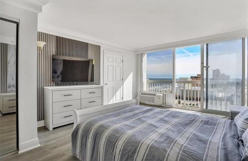 Ortona Park Apartment | Daytona Resort-1-NA-Oceanfront with walkout balcony