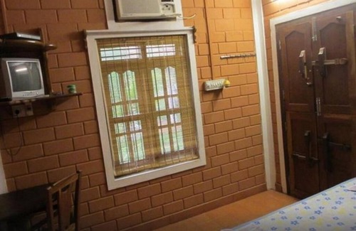 Alappuzha Bed & Breakfast | Dazzle Dew Memories - Deluxe Double Room