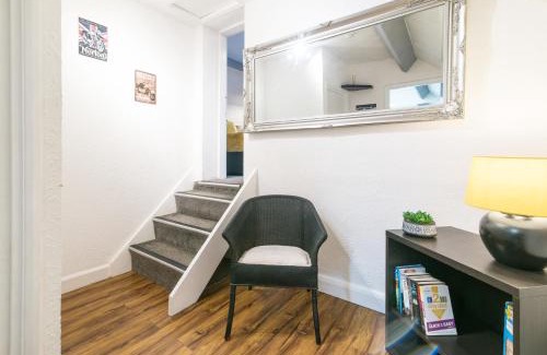 Castle Donington Apartment | DD Apartment 9 - Free Parking - Fast WiFi