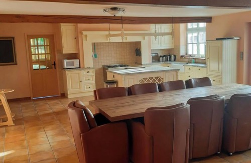 Elsloo House | De Bourgondische Hoeve by Interhome