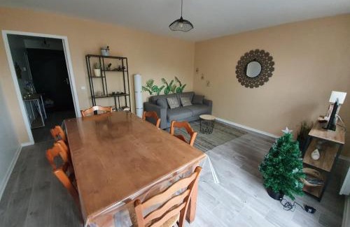 Equemauville Apartment | De la détente dans ce coin de campagne.