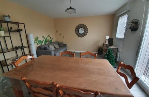 Equemauville Apartment | De la détente dans ce coin de campagne.