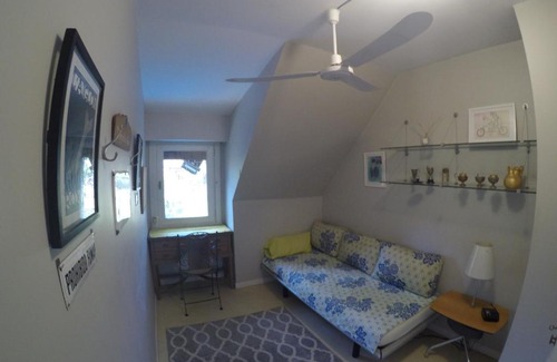 Martinez Bed & Breakfast | Deaf Twins Bed Martínez