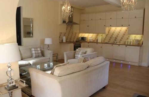 Lea Apartment | Dean End Apartment 2