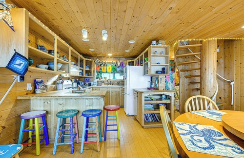 Homer Cabin | Deck & Panoramic Views: Bayfront House in Homer!
