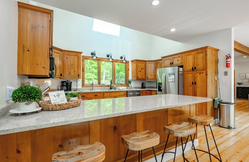 Blakeslee House | Deck side Retreat w/Dock & Hot Tub