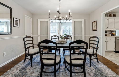 Cartersville House | Decked Out Getaway Pine MTN Trail, Pet Friendly