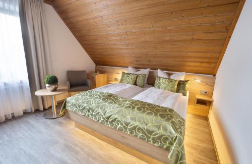 Lubbecke Hotel | Deeke's Quellenhof