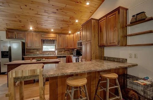 Bryson City Apartment | Deep Creek Apt#2, 2Bd/2Ba, A+ location just a mile from Nat Park, Train, Bryson