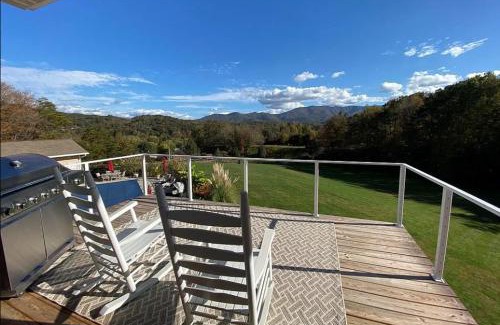 Bryson City House | Deep Creek Manor