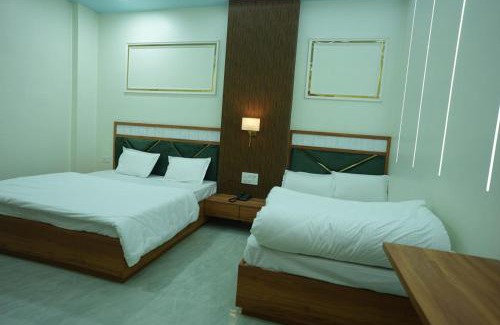 Mathura Hotel | Deep Palace Inn