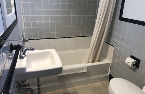 Owego Hotel | Deep Well Motel