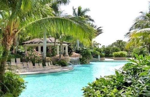 Naples Villa | DEER CROSSING IN FIDDLER'S CREEK - BEAUTIFUL AMENITIES