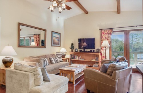 Groveland House | Deer Run (02-454)