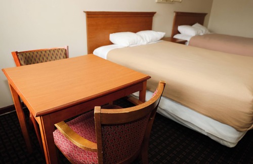 Acworth Hotel | Deerfield Lodge