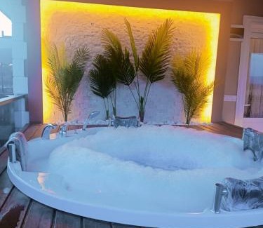 Yaniklar House | Defne Suite Home