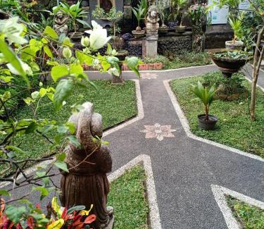 Ubud City-Centre House | Degeg Ubud Homestay