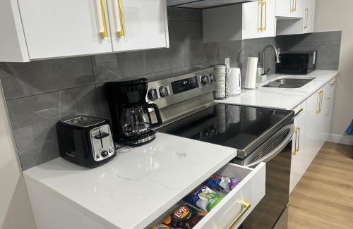 Southwest Edmonton Apartment | DeHaven