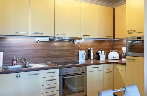 Boergerende-Rethwisch Condo | Deichgraf 07, Direkter Meerblick aus Allen Drei Zimmern, 2 SZ, 2xbad, TG, Kamin
