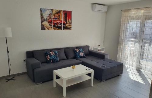 Krusevac Apartment | Dejzi - Daisy