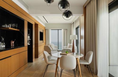 Dubai Resort | Delano Dubai at Bluewaters