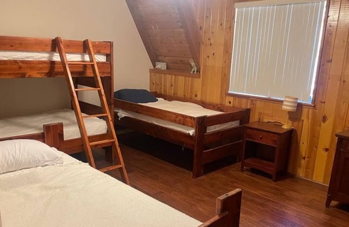 Wofford Heights Cabin | Delightful 3 bedroom vacation house