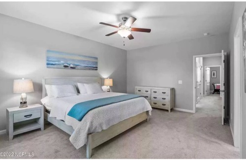 Morehead City House | Delightful 3 BR/2.5 bath townhouse with amenities