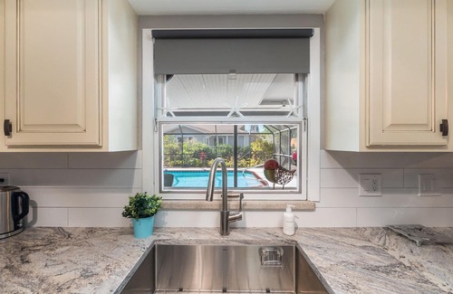 Bradenton House | Delightful Beach House with a Pool!