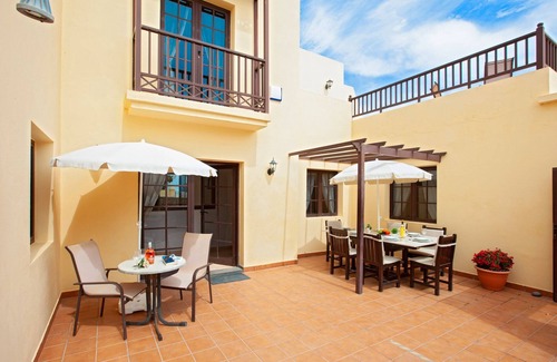 Costa Teguise Villa | Delightful Costa Teguise Villa | 4 Bedrooms | Large Private Pool | Villa Ellen.